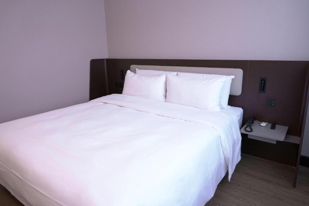 Hanting Hotel Beijing Wangfujing Esterno foto