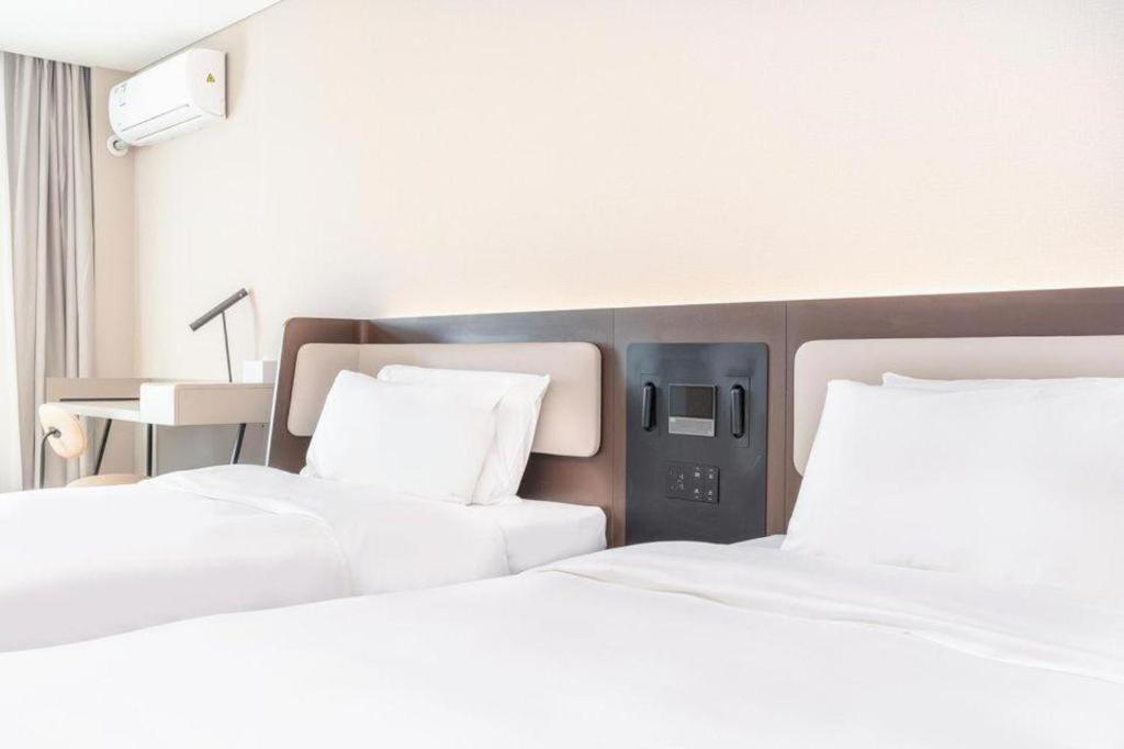 Hanting Hotel Beijing Wangfujing Esterno foto