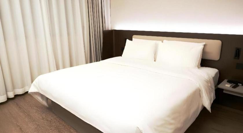 Hanting Hotel Beijing Wangfujing Esterno foto