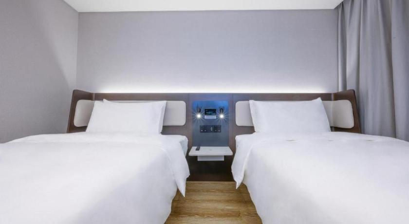 Hanting Hotel Beijing Wangfujing Esterno foto